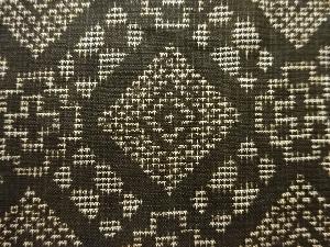 アンティーク　菱模様織り出し本場泥大島紬着物